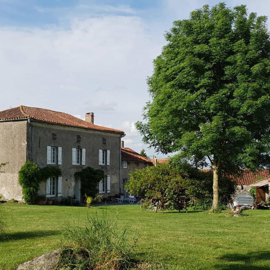 Wisteria House Bed and Breakfast Chanteloup  Buitenkant foto